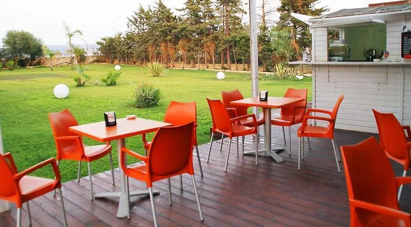 Villa Savarino Vittoria 3*,  Italy